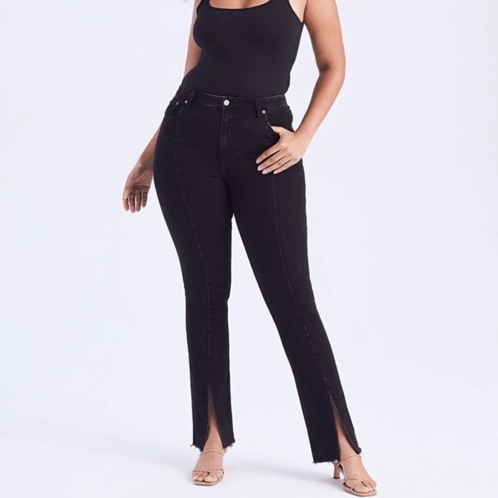 Abercrombie & Fitch Curve Love Skinny High Rise Seam Raw Split Hem Black 31 12R‎